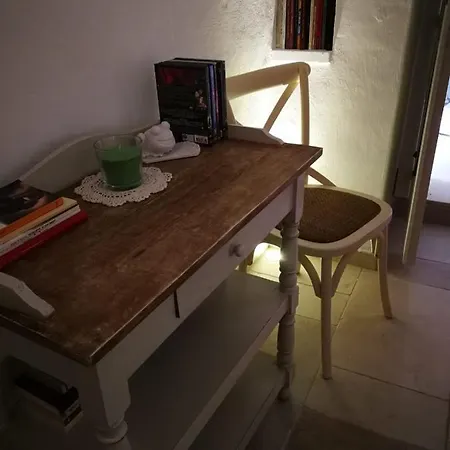 Trullo Raggio Di Luce לינה וארוחת בוקר *