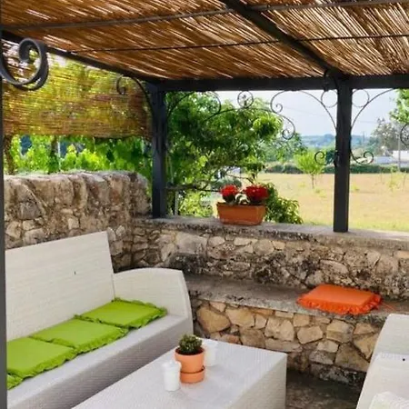 Trullo Raggio Di Luce Отель типа 